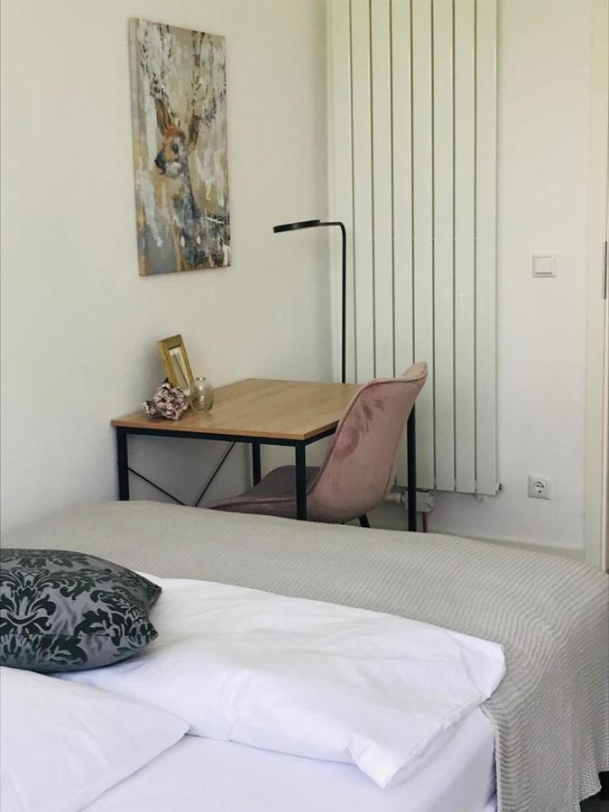 Martins Guesthouse Zimmer Hannover Exterior photo